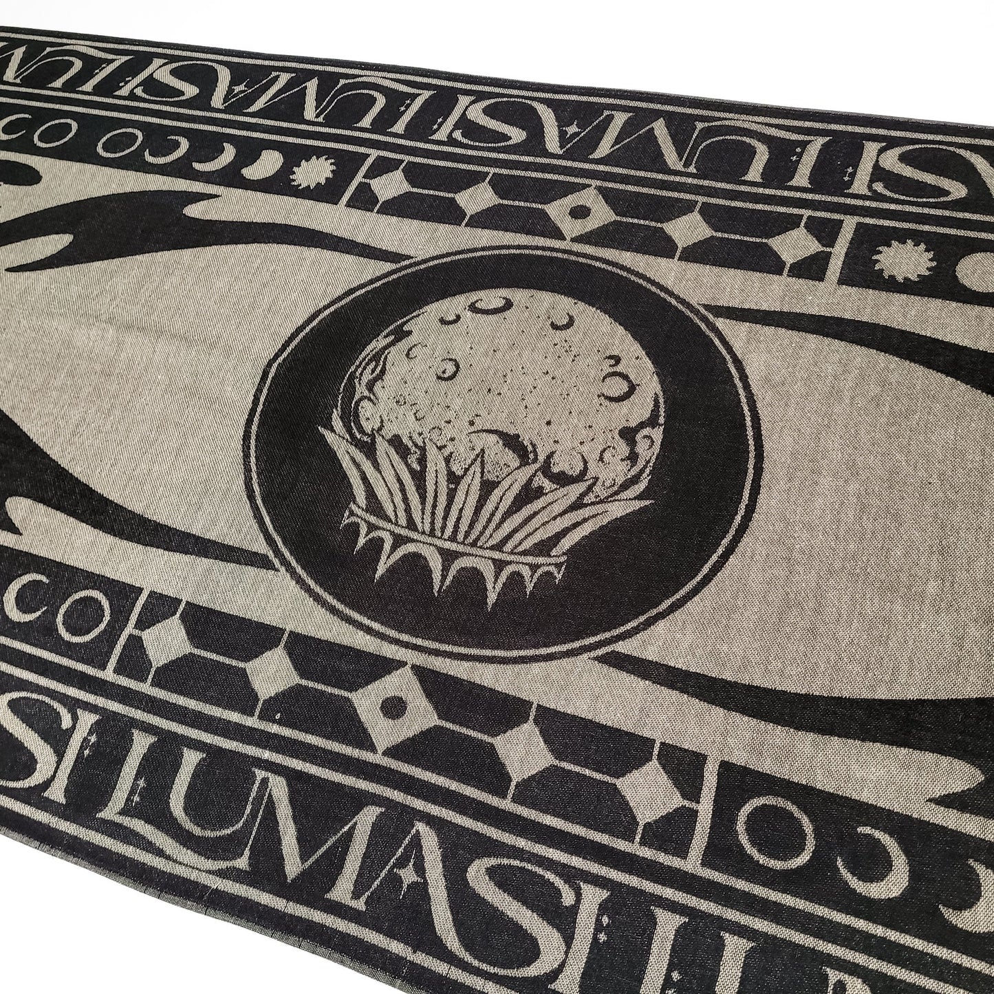 LUMASI - Sun and Moon knit Pashmina